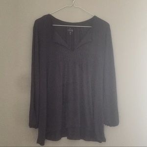 3/4-sleeve split neck blouse